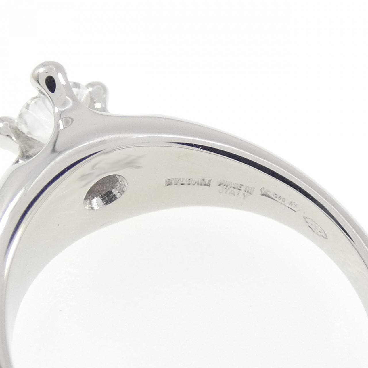 ブルガリ コロナ リング 0.309CT F VVS2