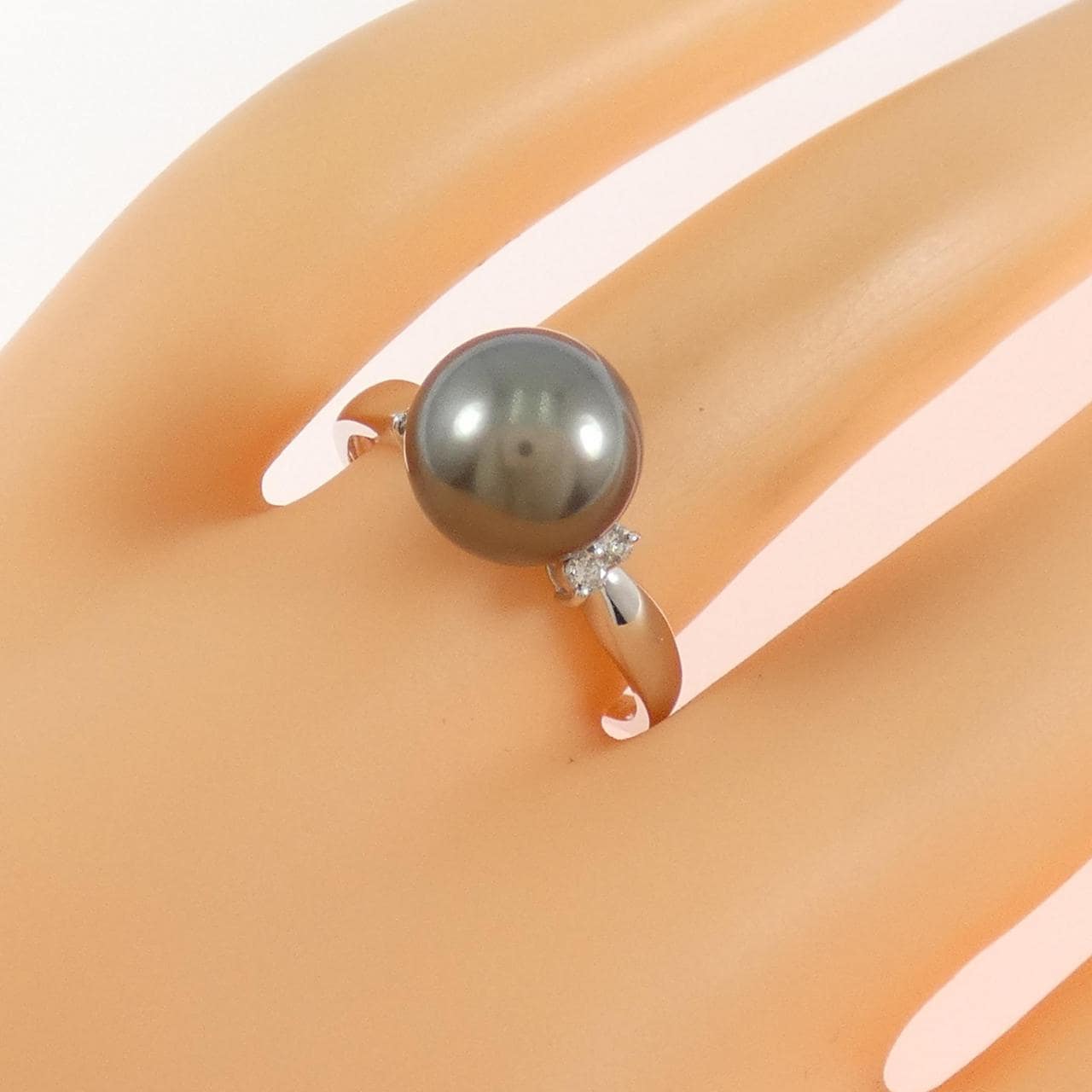 K18WG 黒蝶パール リング 9.5mm