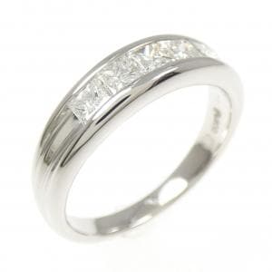 PT900 ダイヤモンド リング 0.70CT
