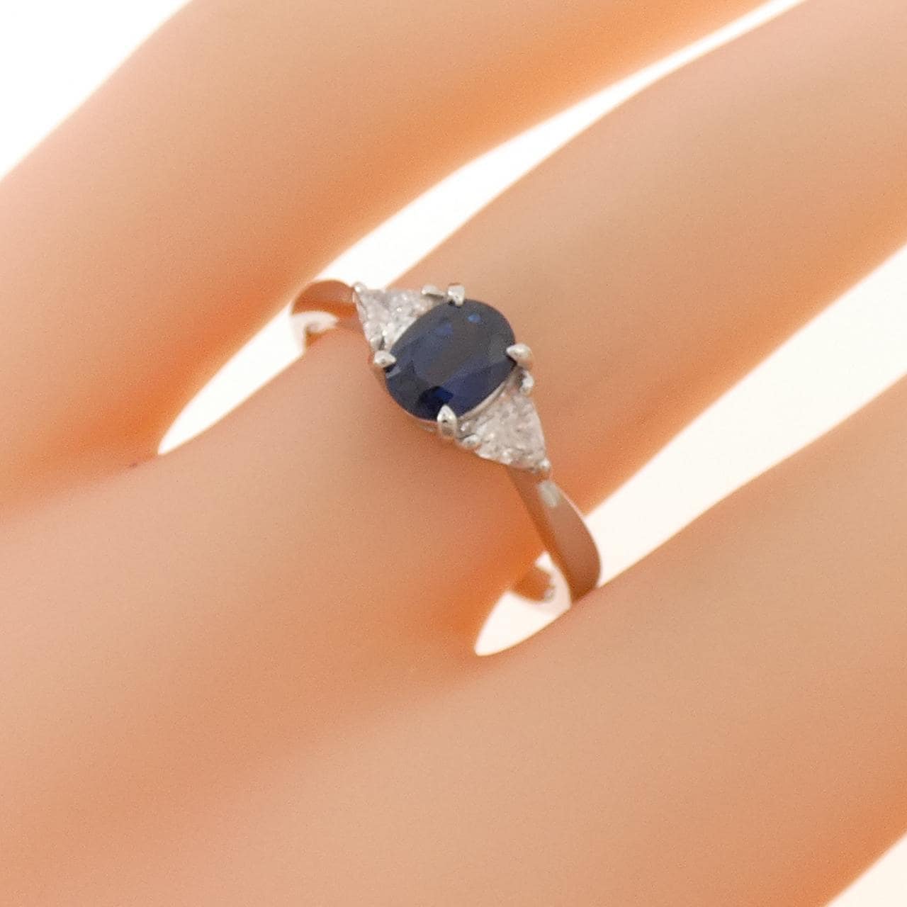 PT900 サファイヤ リング 0.58CT