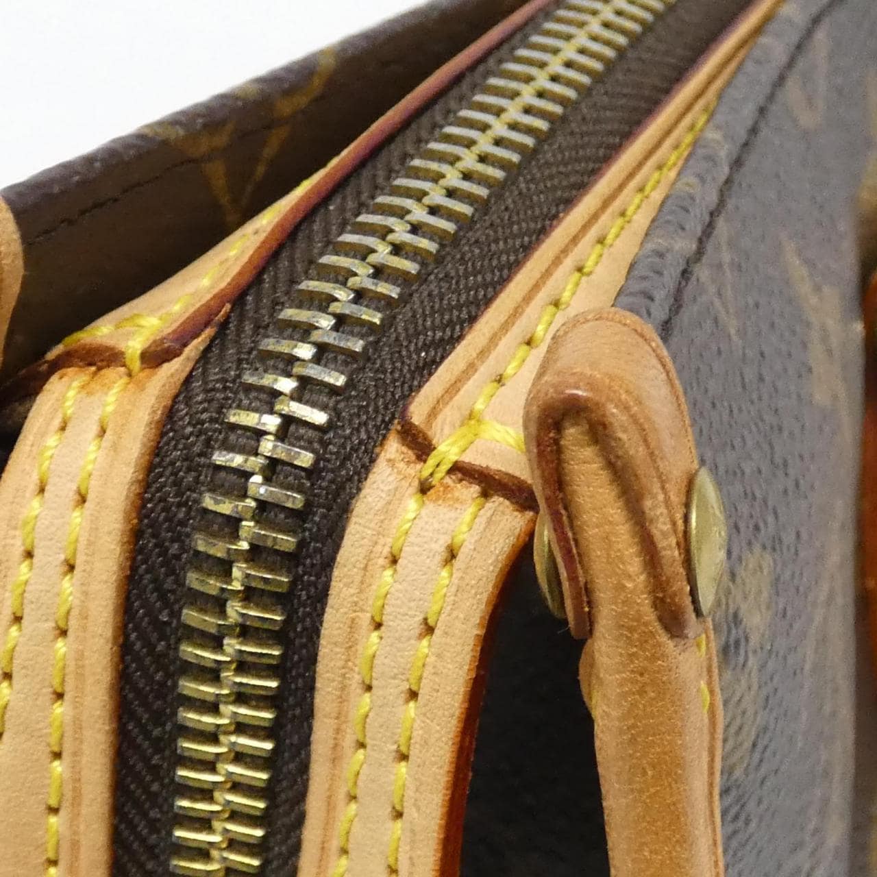 ルイヴィトン モノグラム ポパンクール M40009 バッグ