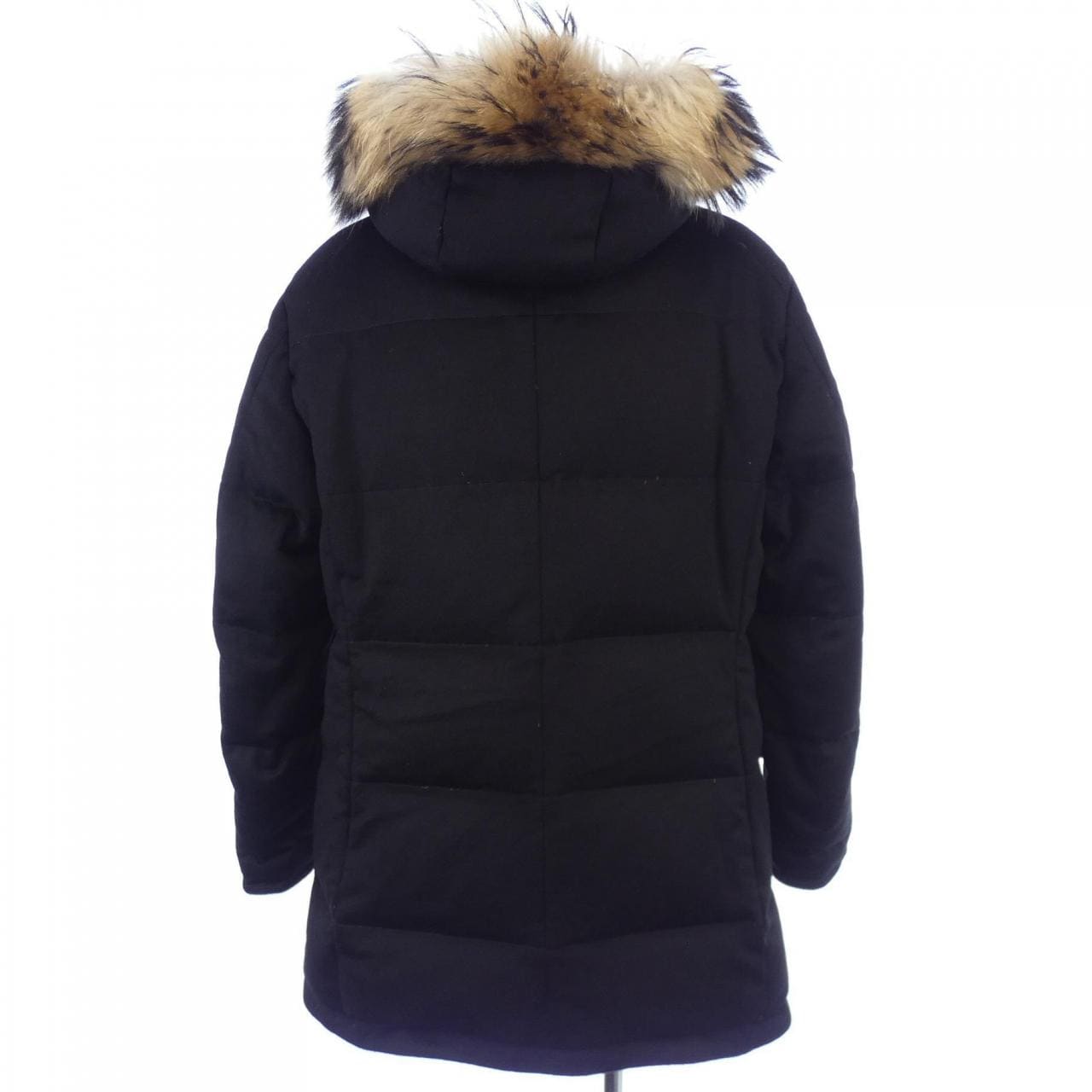 キーレッド KIRED ダウンジャケット