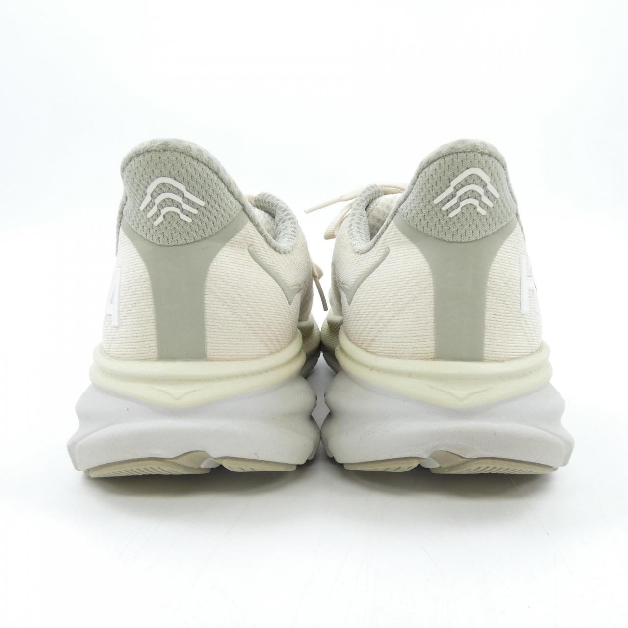 ホカオネオネ HOKA ONE ONE M　CLIFTON9 スニーカー