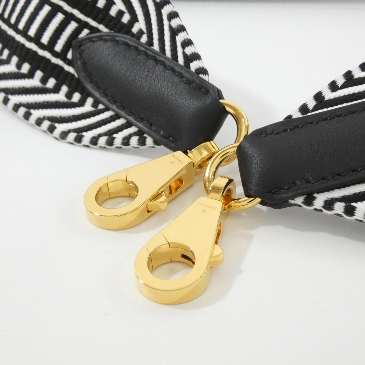 エルメス サングル カヴァル 073651CC ストラップ