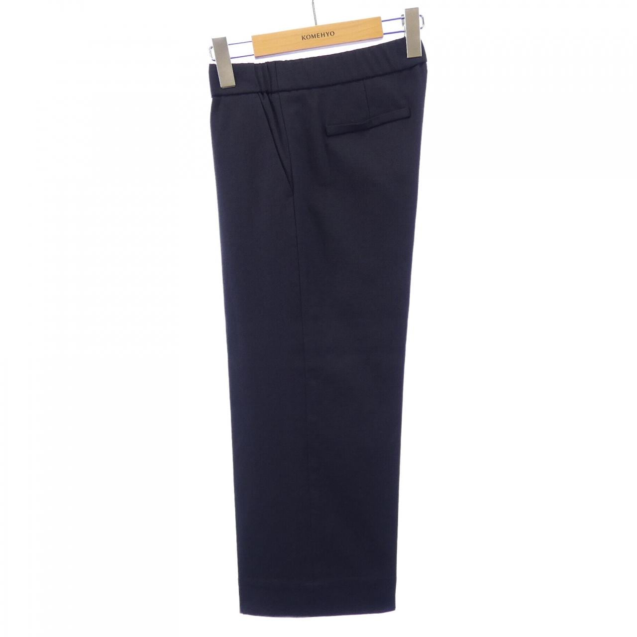 バーニーズニューヨーク BARNEYS NEW YORK パンツ