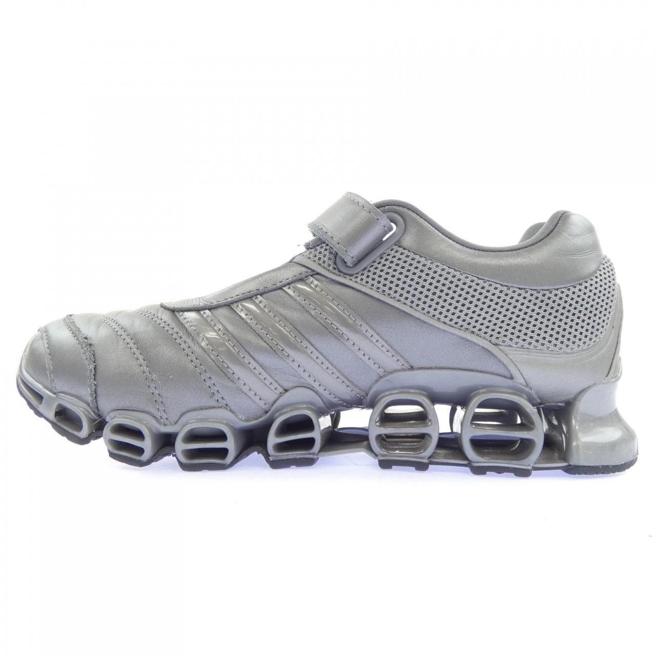 アディダス ADIDAS スニーカー