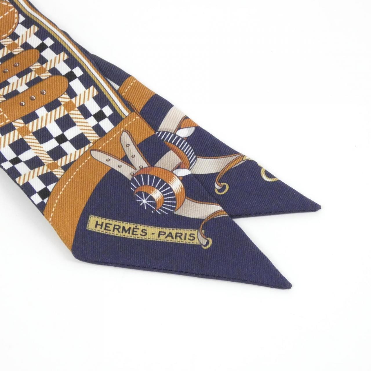 エルメス LES VOITURES NOUVELLE ツイリー 064108S スカーフ