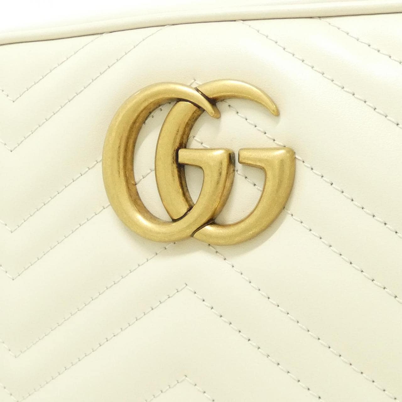 グッチ GG MARMONT 447632 DTD1T ショルダーバッグ