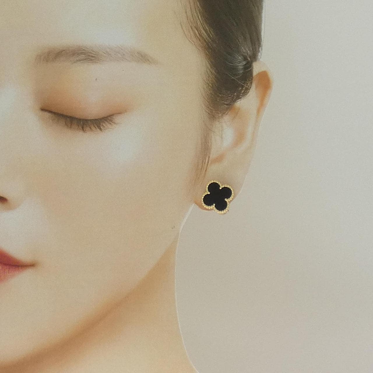 ヴァンクリーフ&アーペル ヴィンテージアルハンブラ ピアス