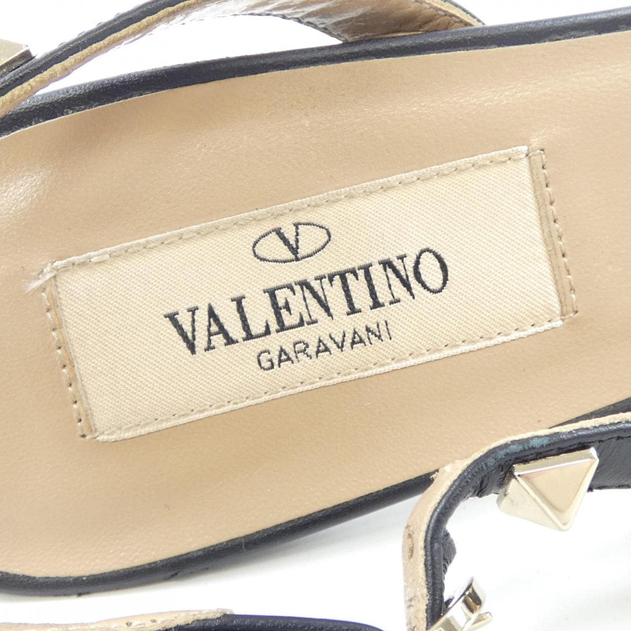 ヴァレンティノガラヴァーニ VALENTINO GARAVANI パンプス