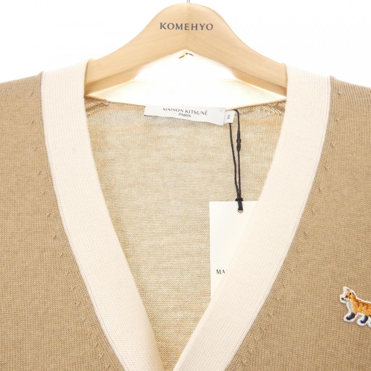 メゾンキツネ MAISON KITSUNE HU00542KT1036 カーディガン