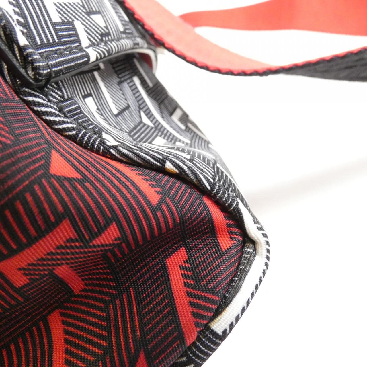 クリスチャンルブタン LOUBICLIC 1205006 ショルダーバッグ