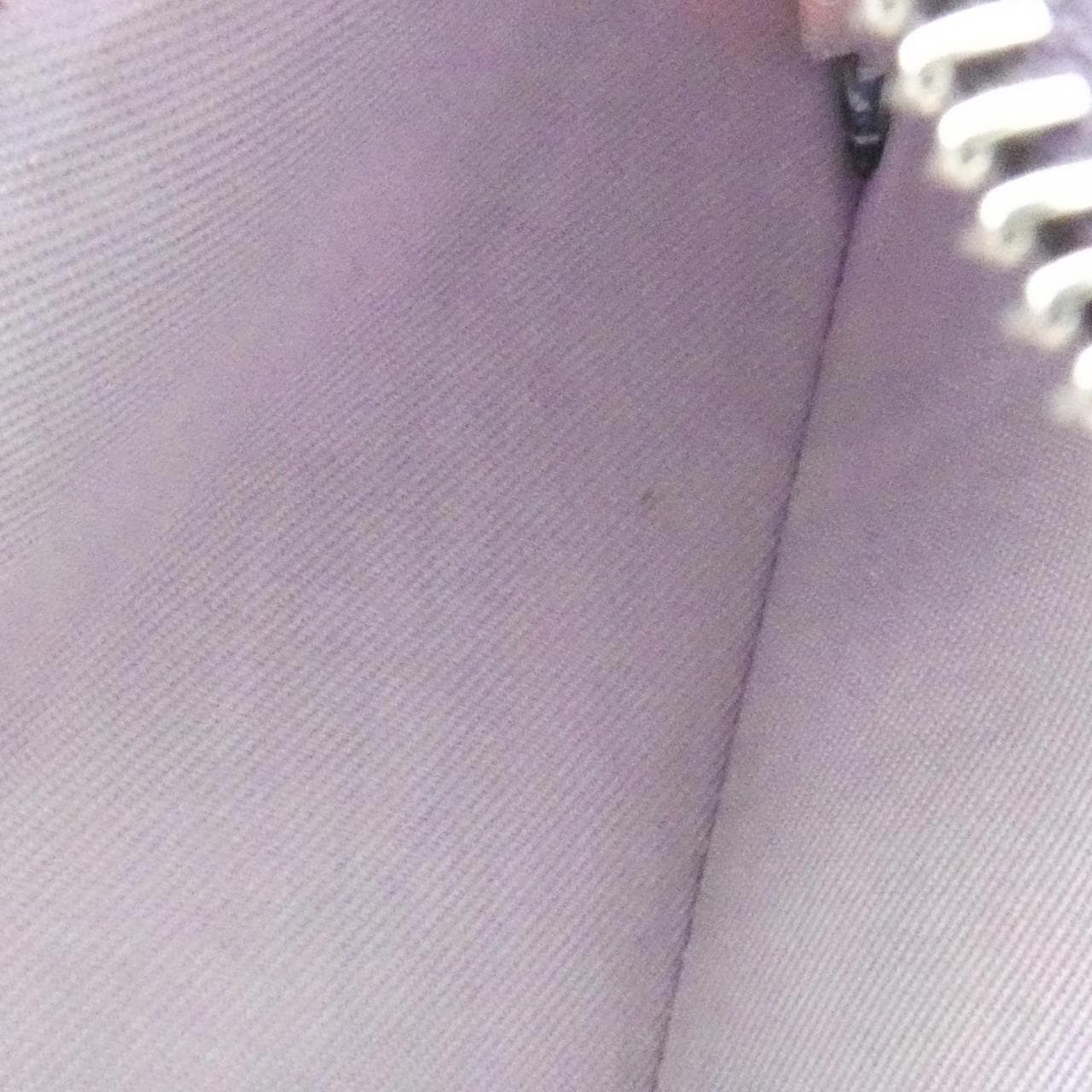 エルメス EN LIBERTE シルク イン コンパクト 084266CK 財布