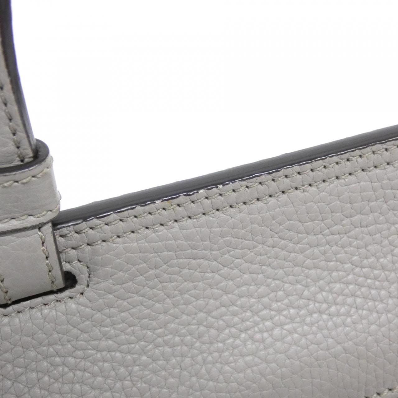 グッチ 370831 A7M0N バッグ