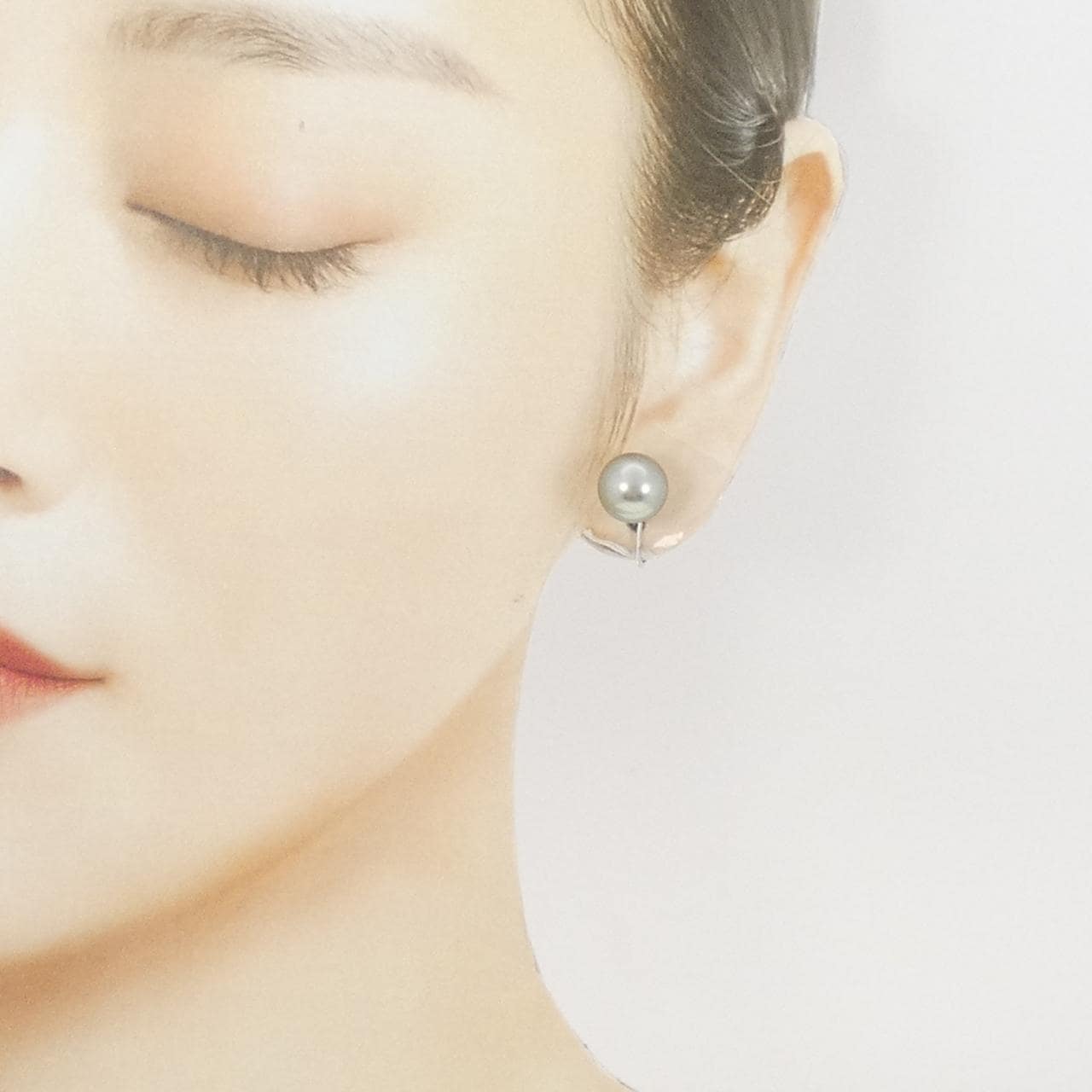 K14WG 白蝶パール イヤリング 10.1mm