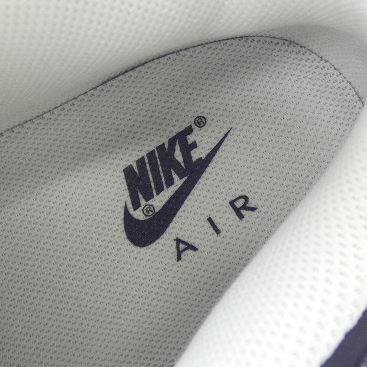 ナイキ NIKE DO6718-100 スニーカー