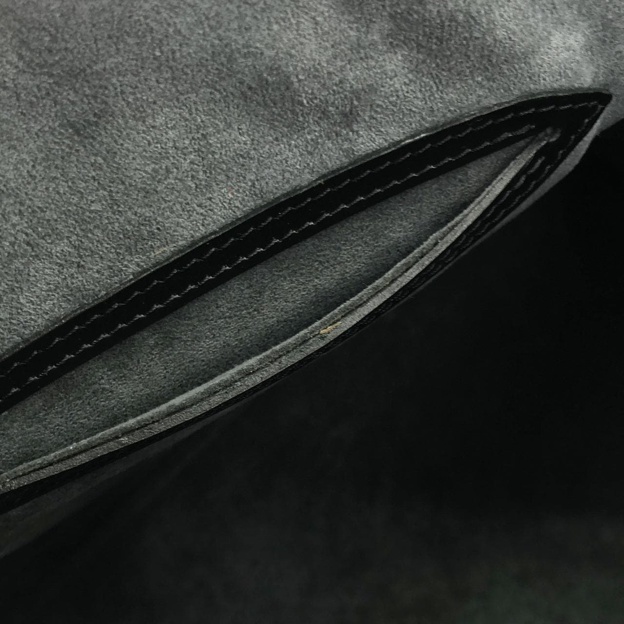 ルイヴィトン エピ アルマ PM M52142 バッグ