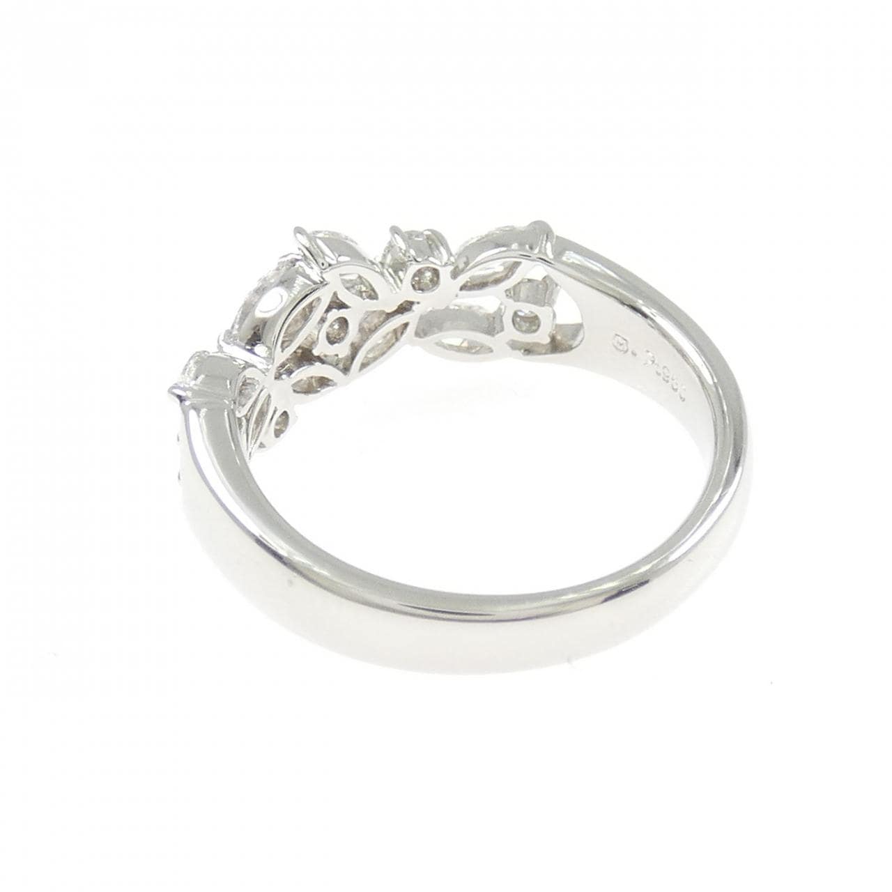 ミキモト ダイヤモンド リング 0.65CT