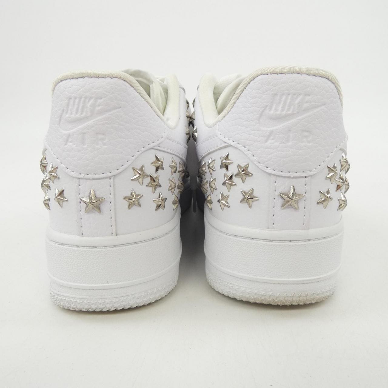 ナイキ NIKE AR0639-100 スニーカー