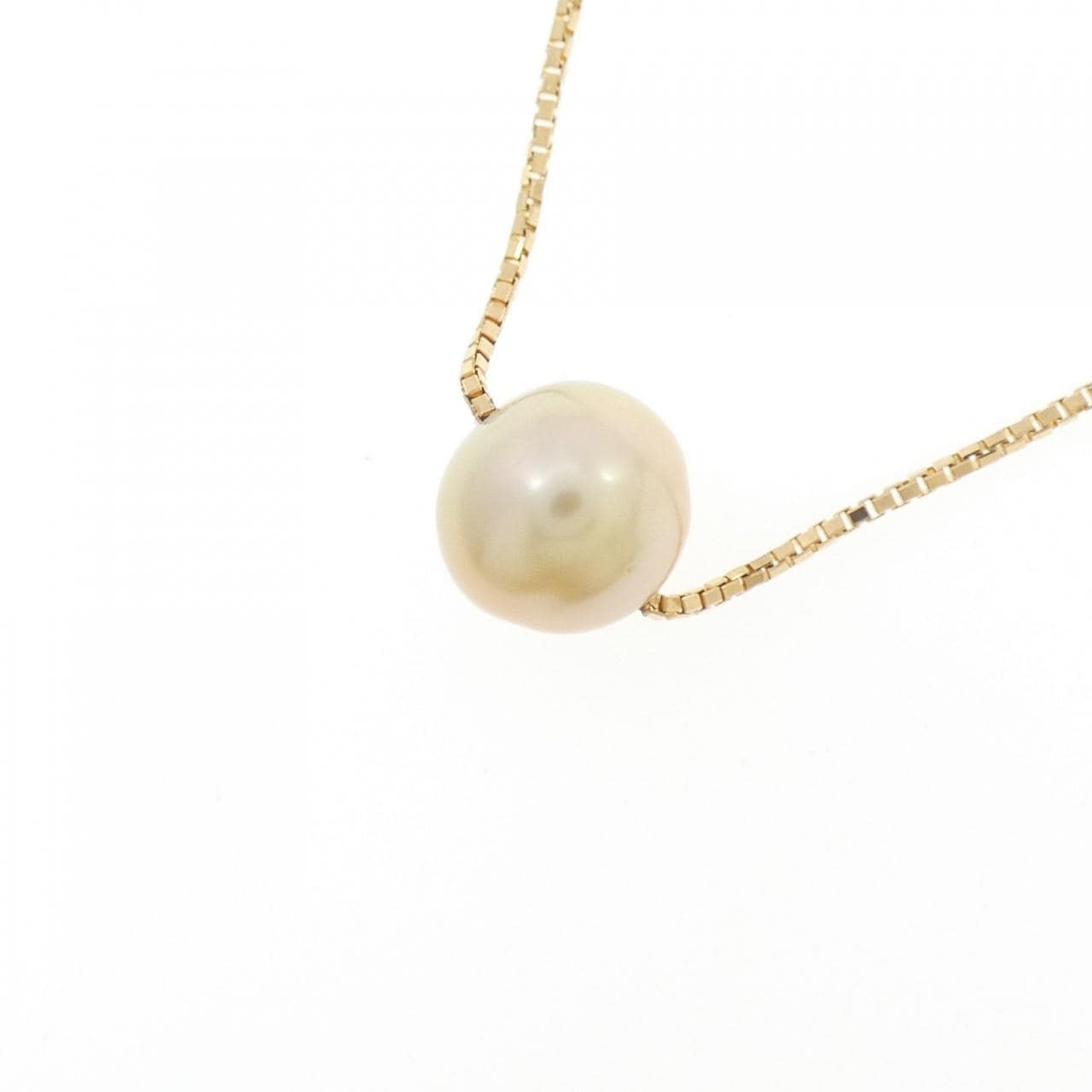 Tasaki White Butterfly Pearl necklace