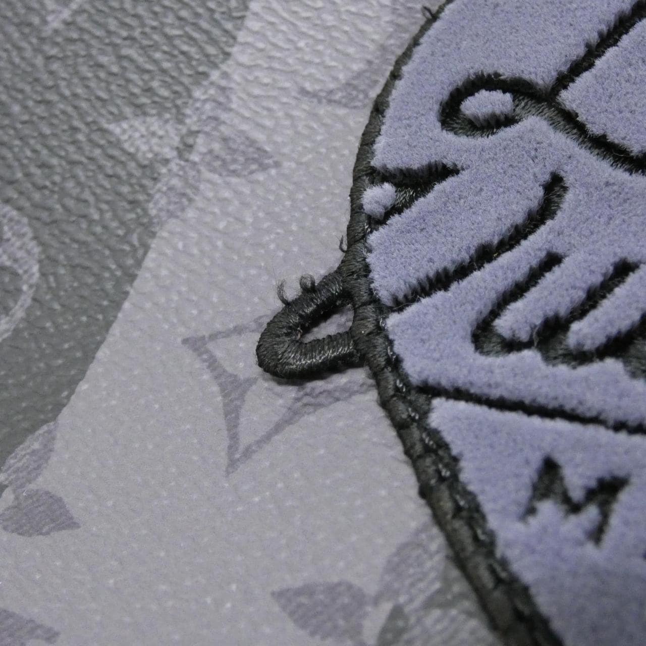 ルイヴィトン モノグラム ストライプ エクリプス(LVスクエアード) モジュラー スリングバッグ M59338 ボディバッグ