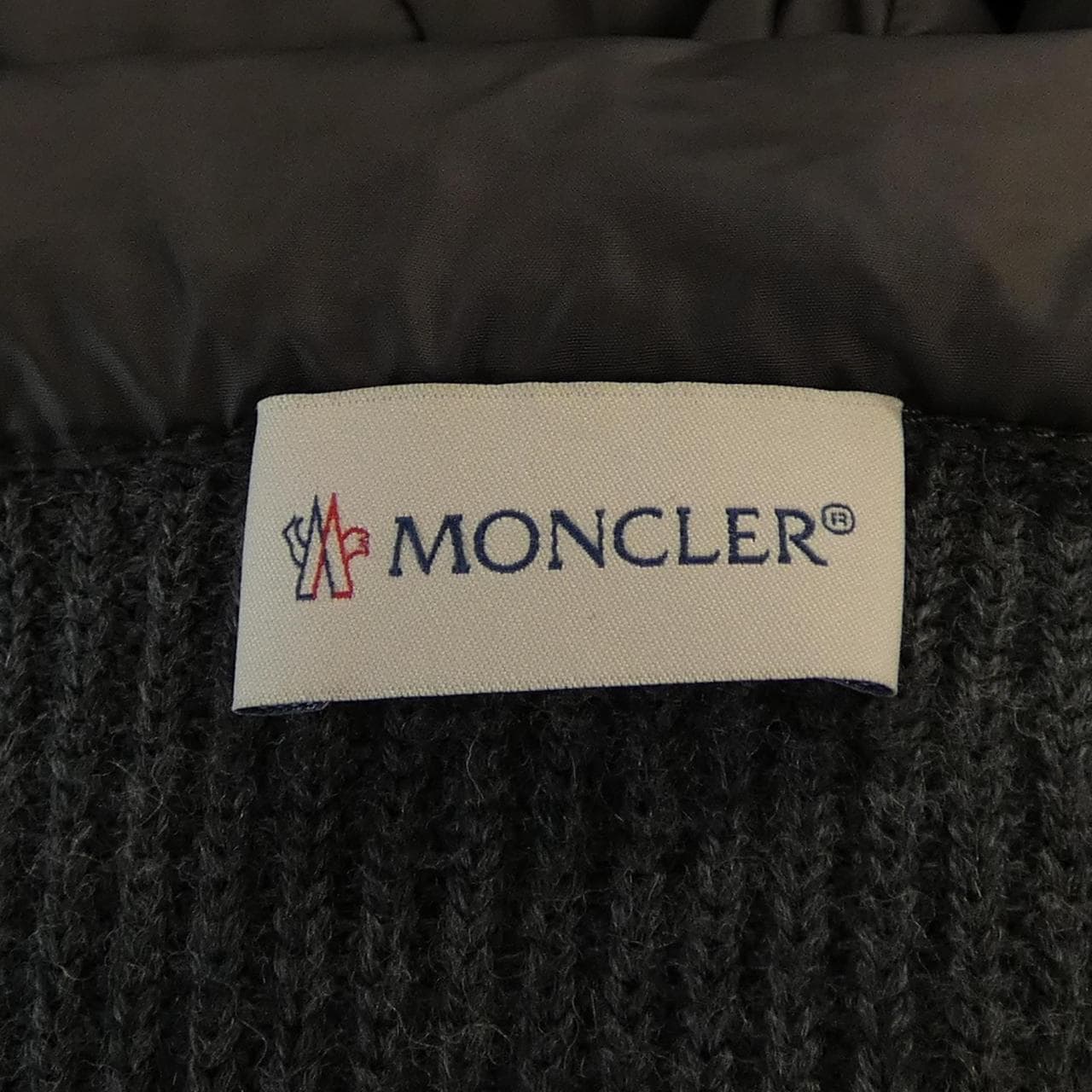 モンクレール MONCLER 20919402800 ダウンジャケット