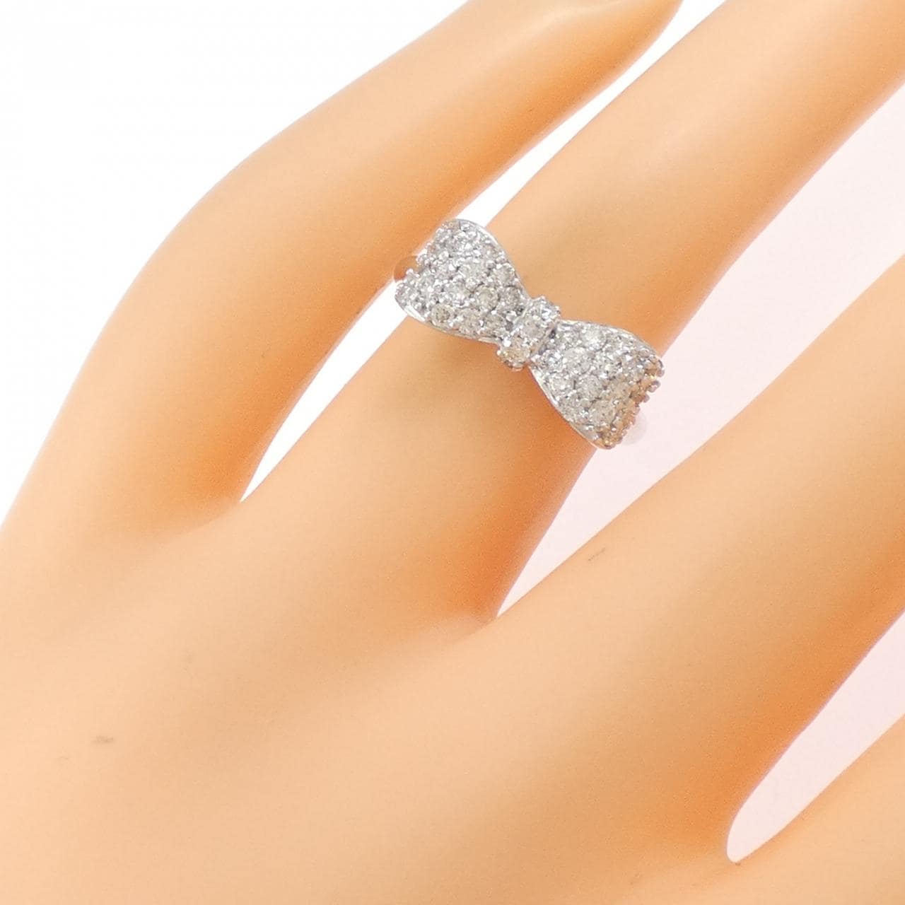 K18WG リボン ダイヤモンド リング