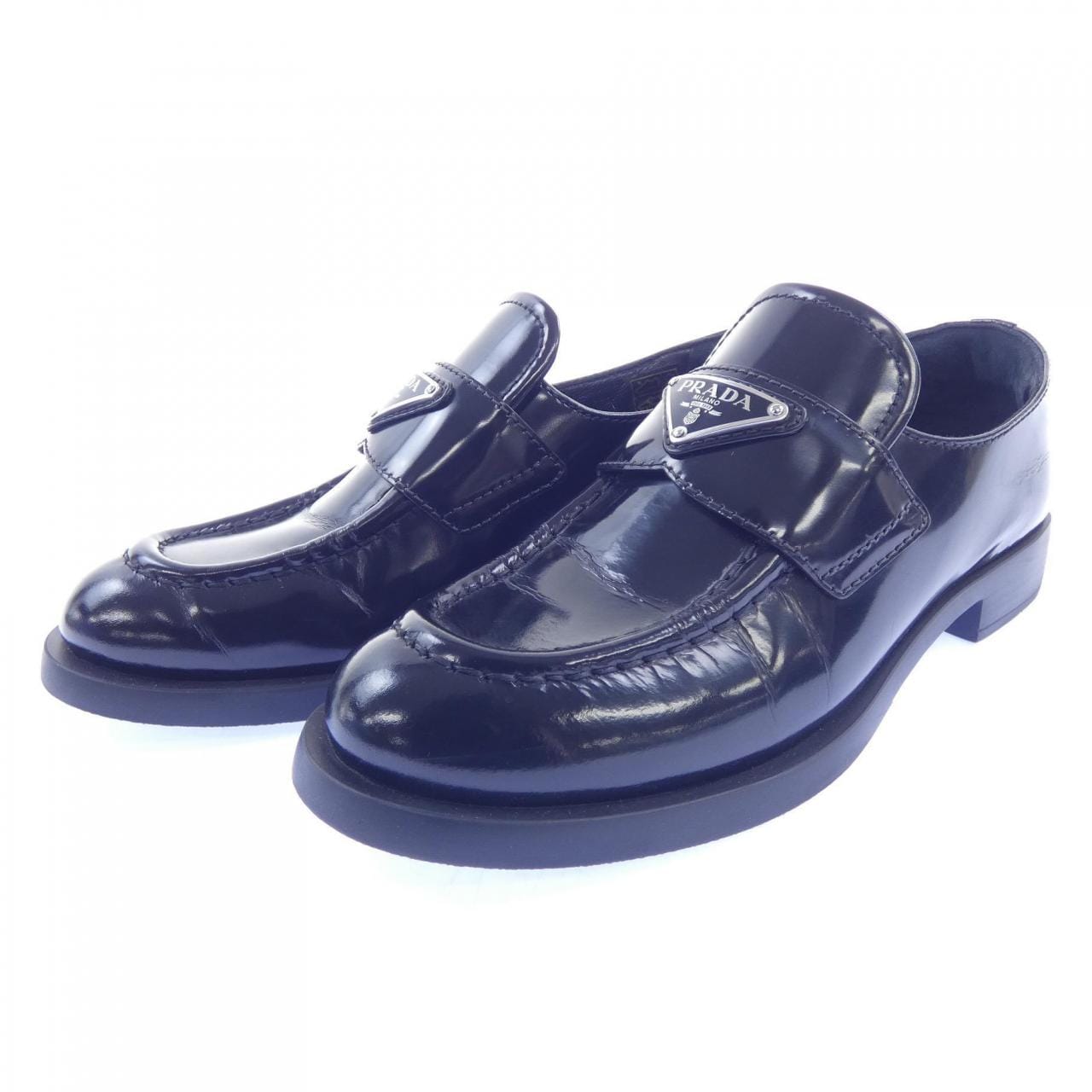 プラダ PRADA アンラインド ローファー トライアングルロゴ 1D238M シューズ