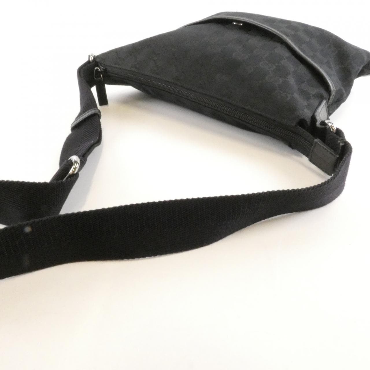 グッチ 145857 FW99R ショルダーバッグ