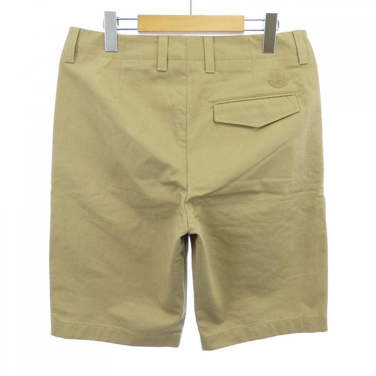 モンクレール MONCLER 10912B00010 ショートパンツ