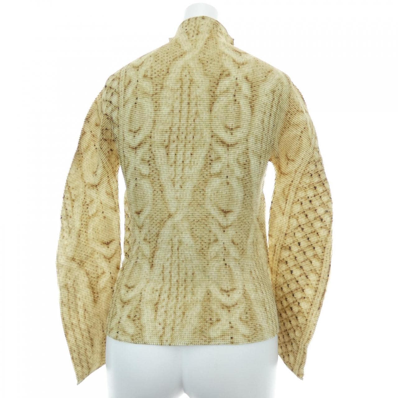 ミーイッセイミヤケ me ISSEY MIYAKE MI63FJ531 トップス