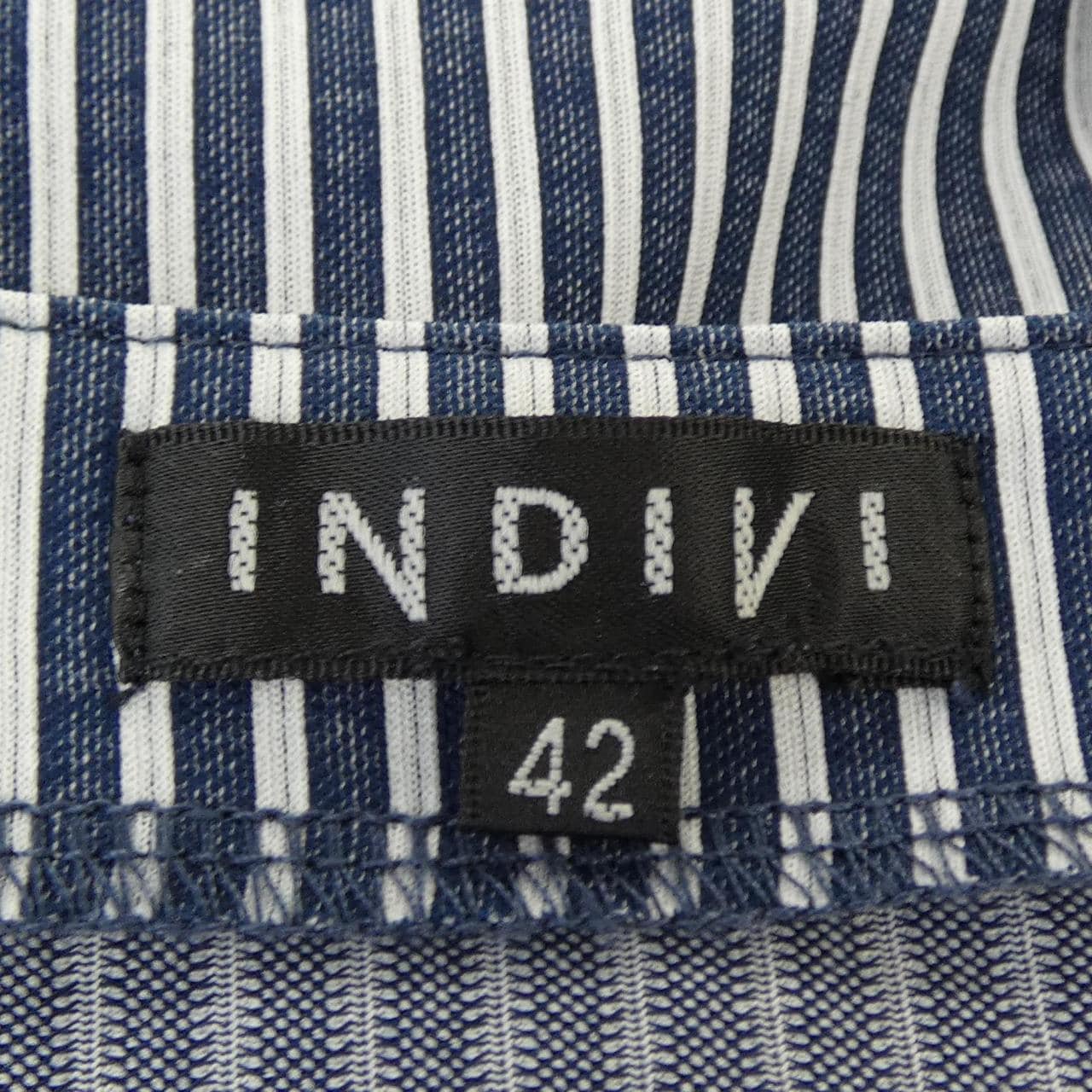 インディヴィ INDIVI トップス
