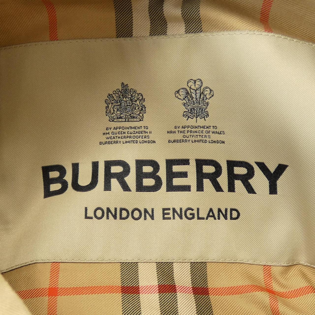 BURBERRY coat