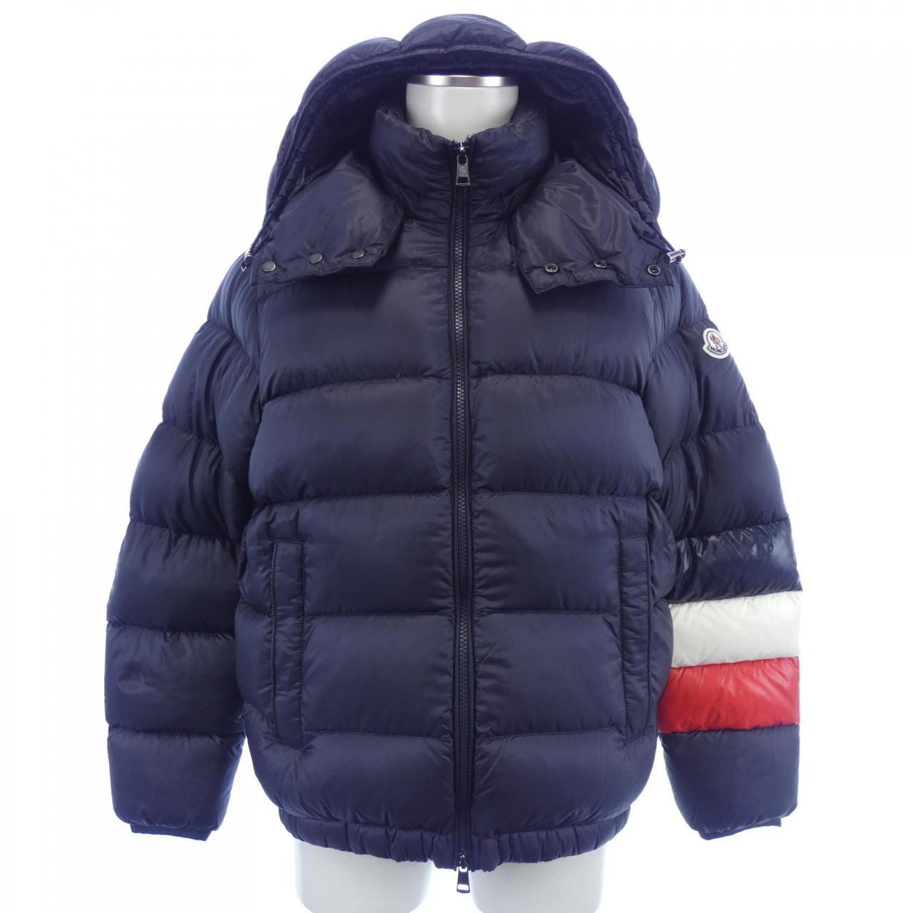 モンクレール MONCLER ダウンジャケット