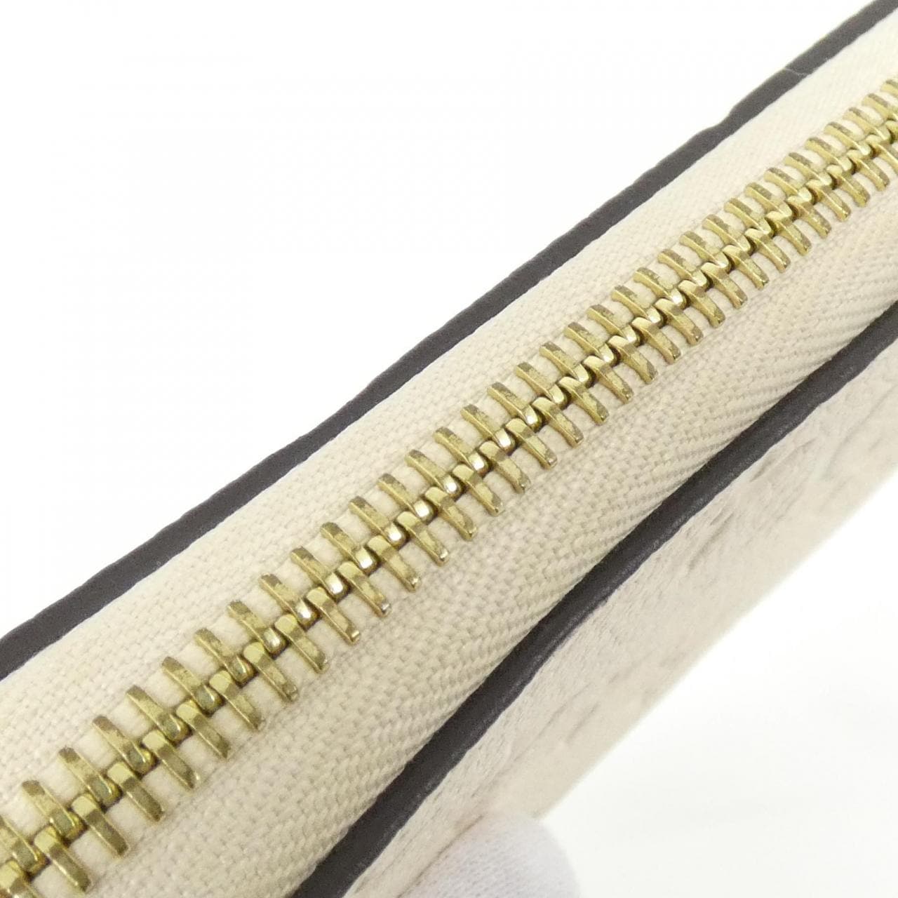 ルイヴィトン モノグラム アンプラント ジッピー ウォレット M82212 財布