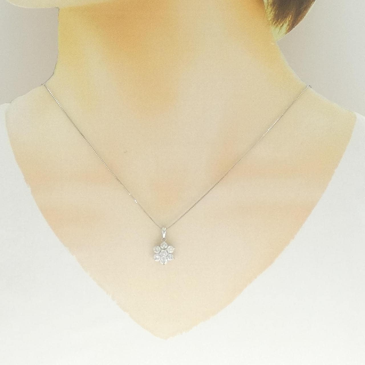 PT900/PT850 フラワー ダイヤモンド ネックレス 1.00CT