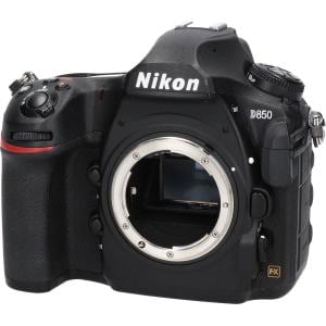 NIKON D850