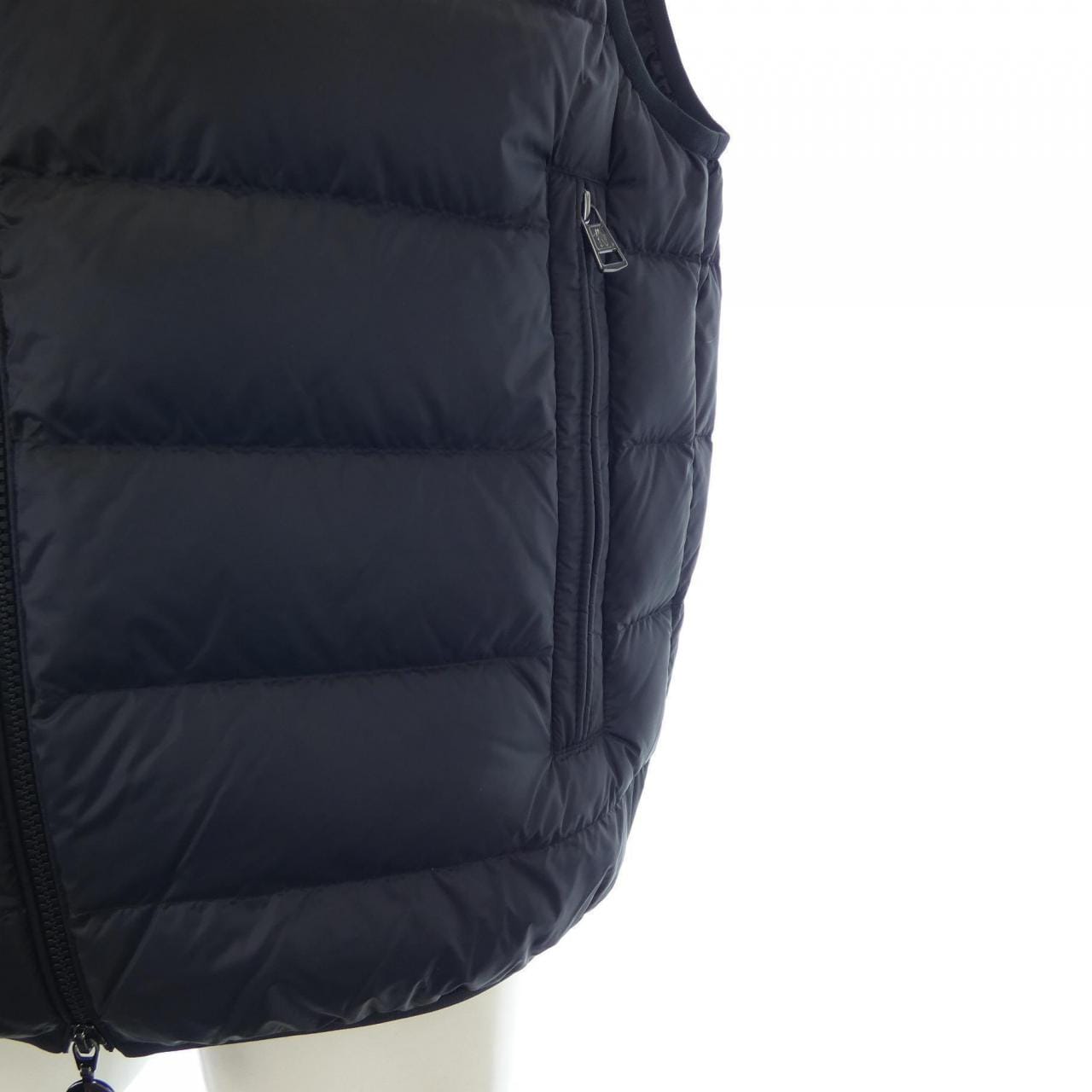【新品】モンクレール MONCLER ROCOQUE ダウンベスト