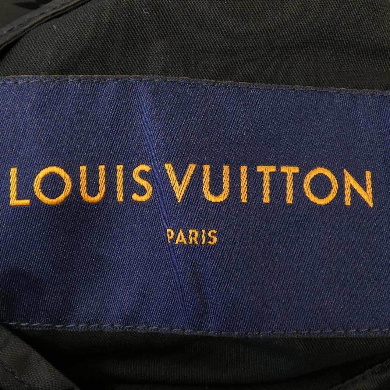 ルイヴィトン LOUIS VUITTON リバーシブルレザーナイロン HIL47WTKV レザージャケット