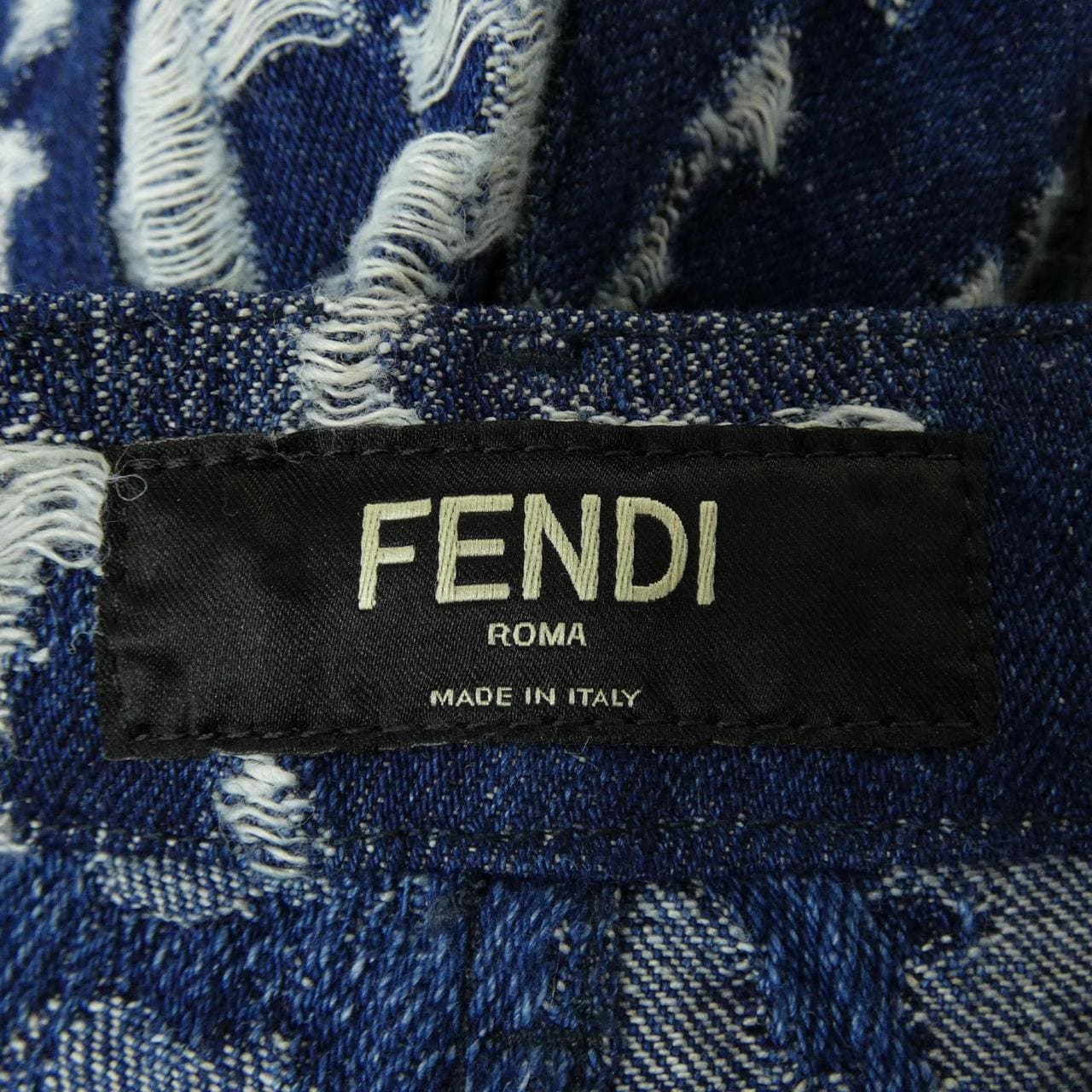 フェンディ FENDI FLP345 AR9N パンツ