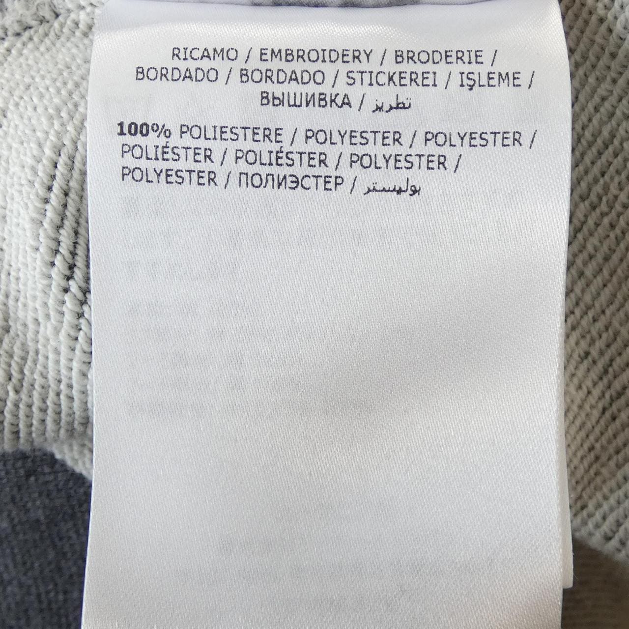 モンクレール MONCLER F20918G74610 80985 パーカー