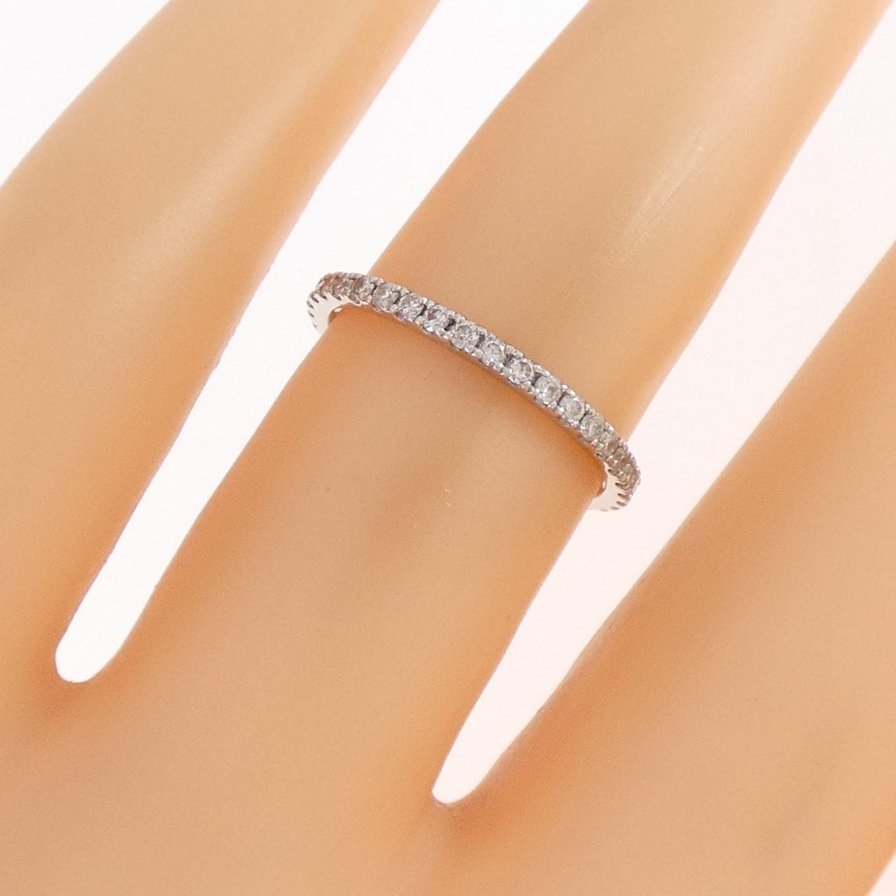 PT950 フルエタニティ ダイヤモンド リング 0.30CT