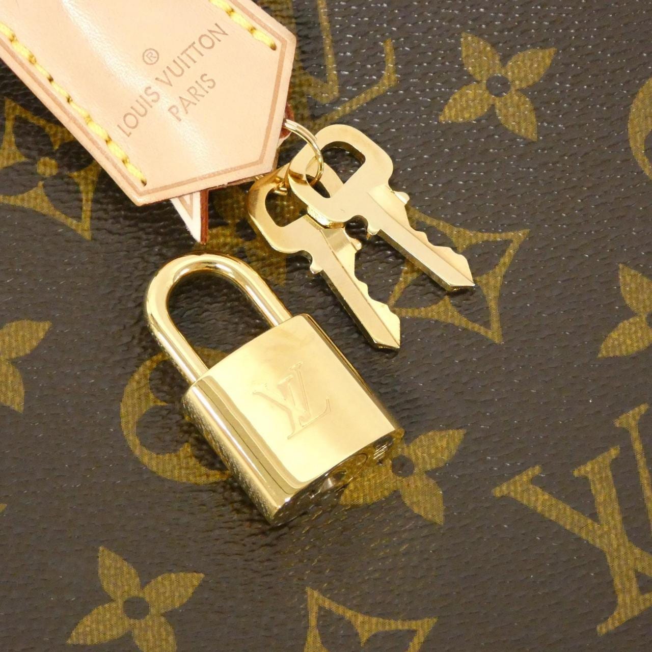 LOUIS VUITTON Monogram Montaigne BB M41055 包