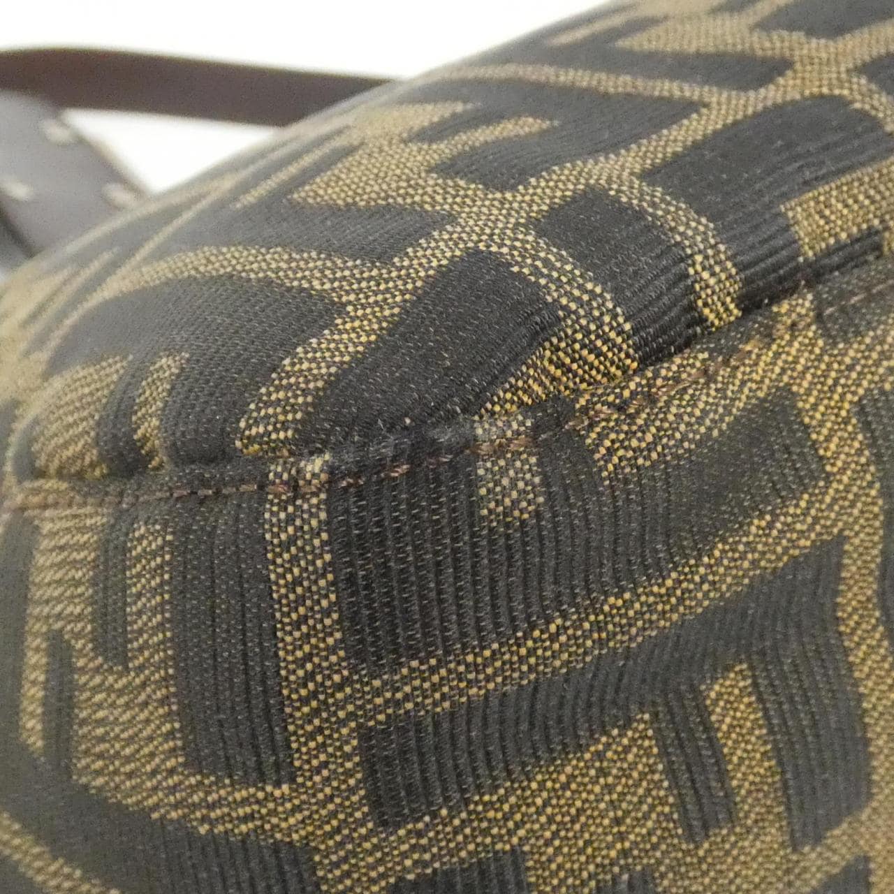 【ヴィンテージ】フェンディ 26426 ショルダーバッグ