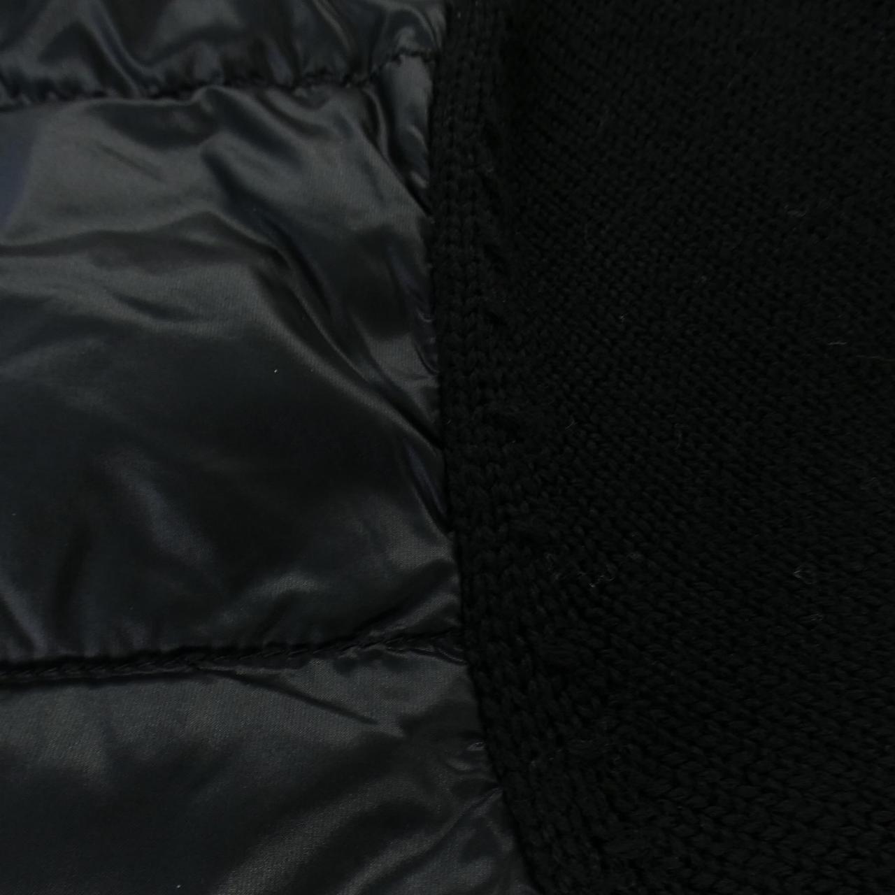 モンクレール MONCLER ダウンジャケット