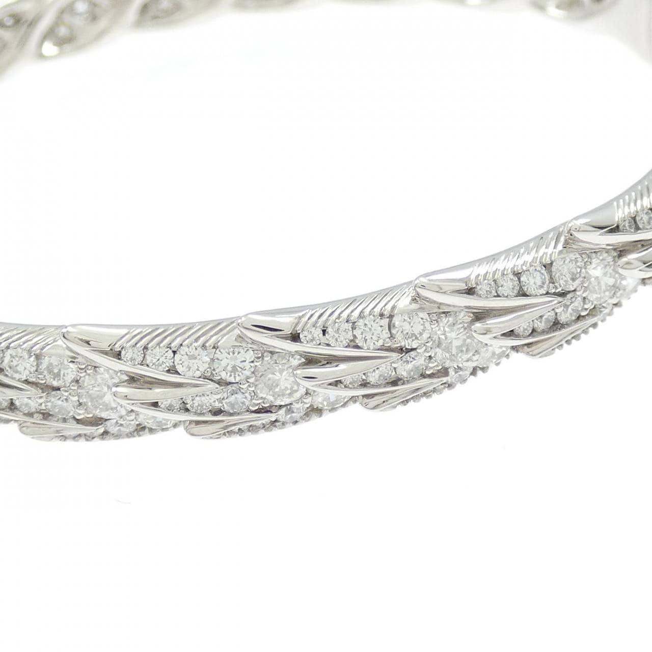 ティファニー ウィングスワイド バングル 5.25CT