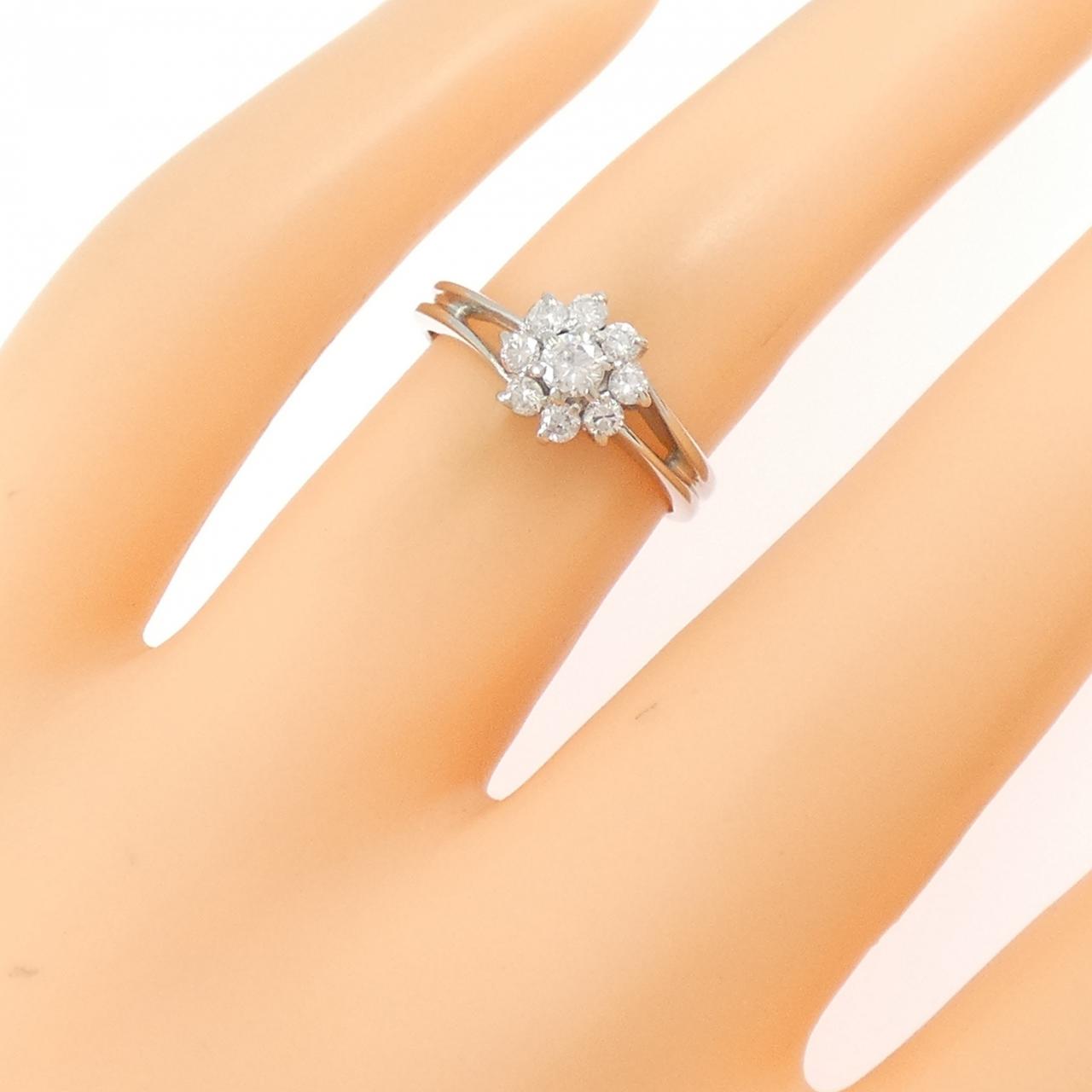 PT900 フラワー ダイヤモンド リング 0.30CT