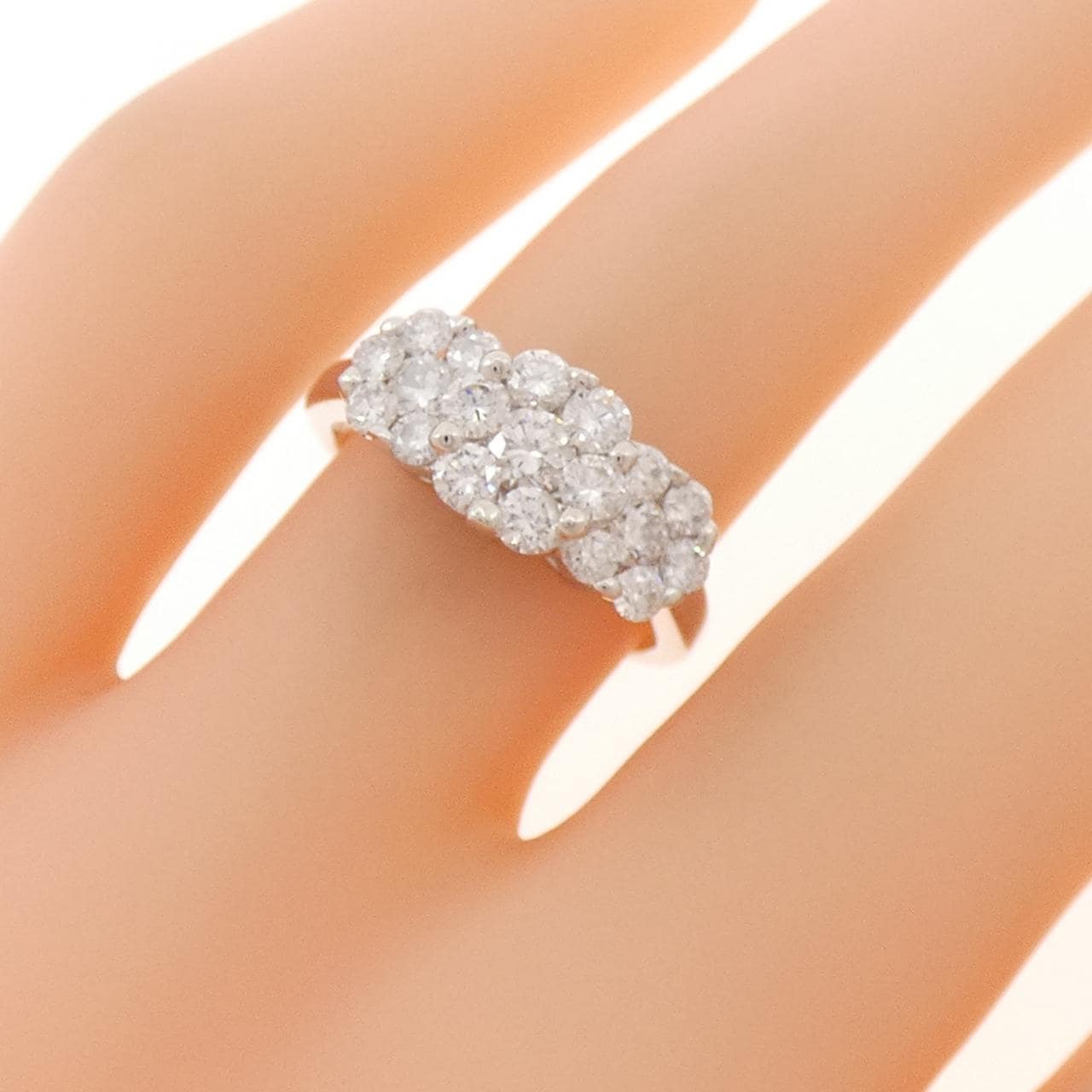K18WG ダイヤモンド リング 1.00CT