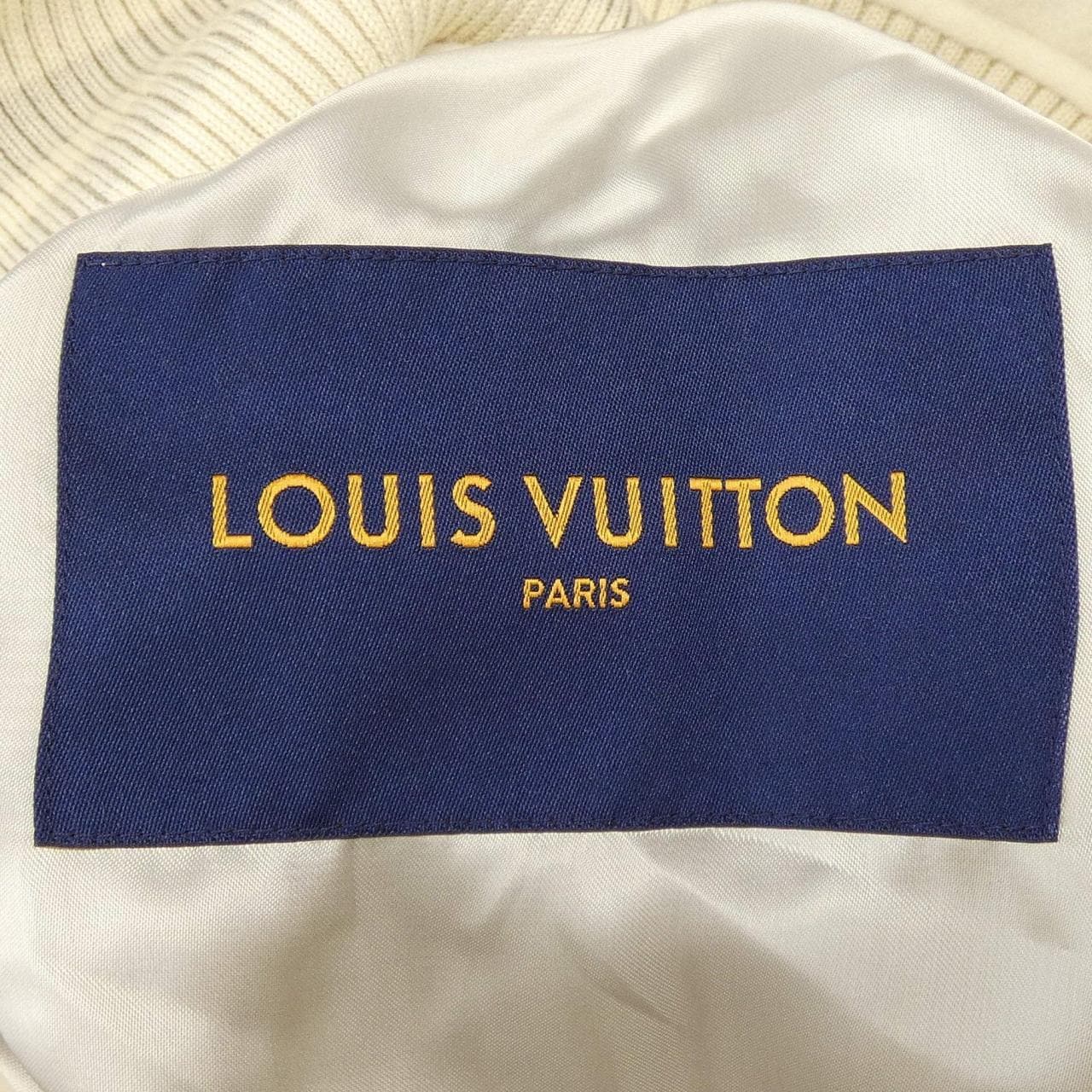 ルイヴィトン LOUIS VUITTON マルチパッチミックスドレザーバーシティブルゾン HNL91EMJY スタジャン