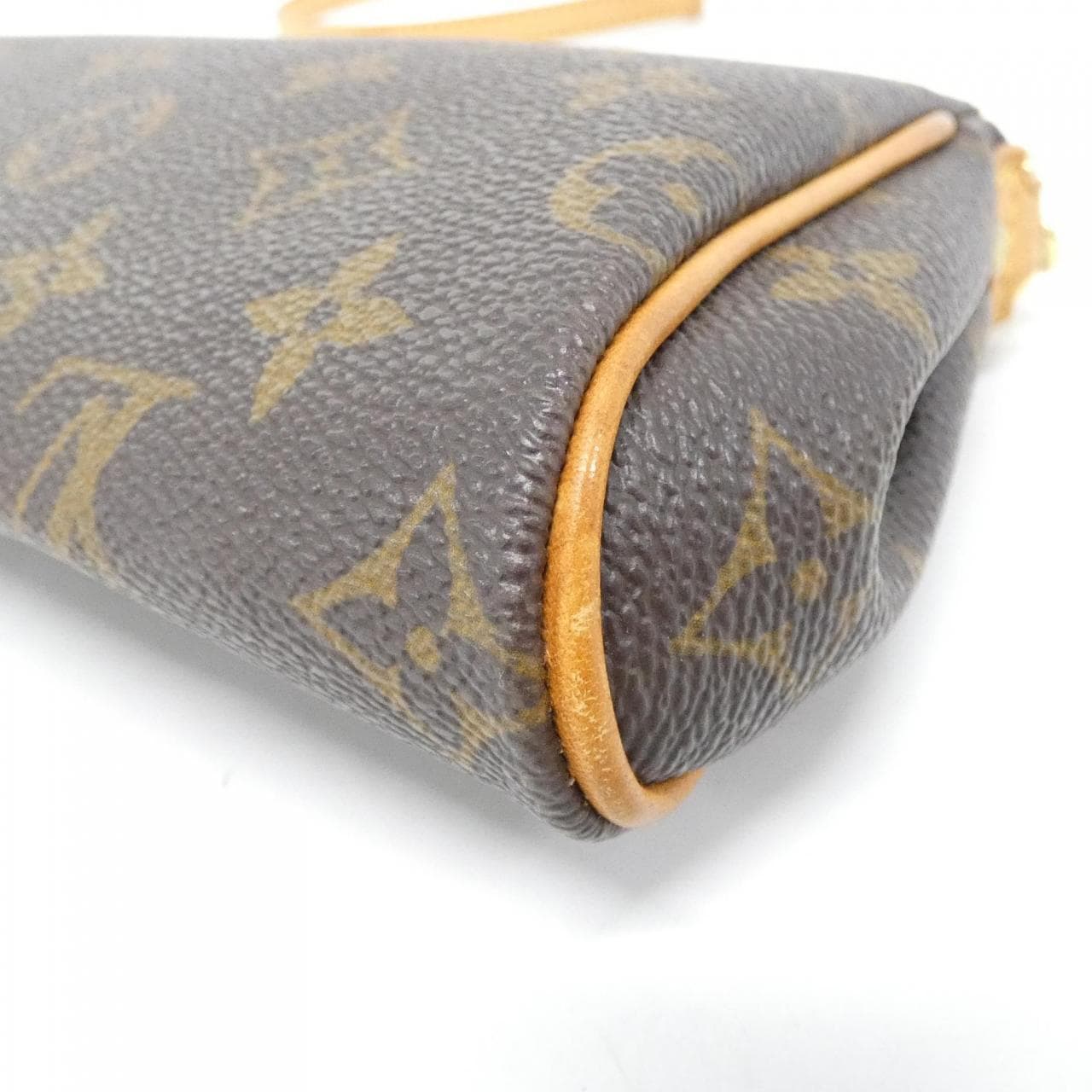 ルイヴィトン モノグラム エヴァ M95567 ショルダーバッグ